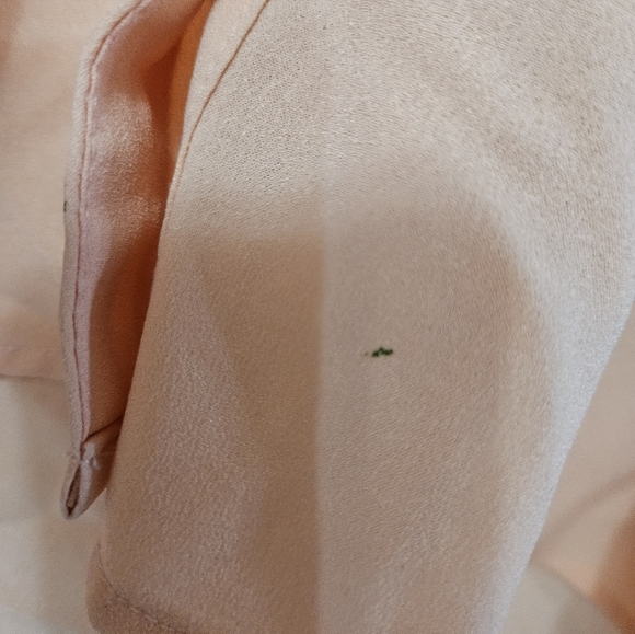 Edge Brand Peach Sleeveless Button-Up Tank Top - Picture 2 of 6